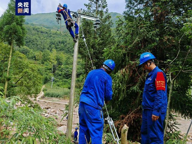 四川汉源山洪受灾地区超八成居民用户恢复供电